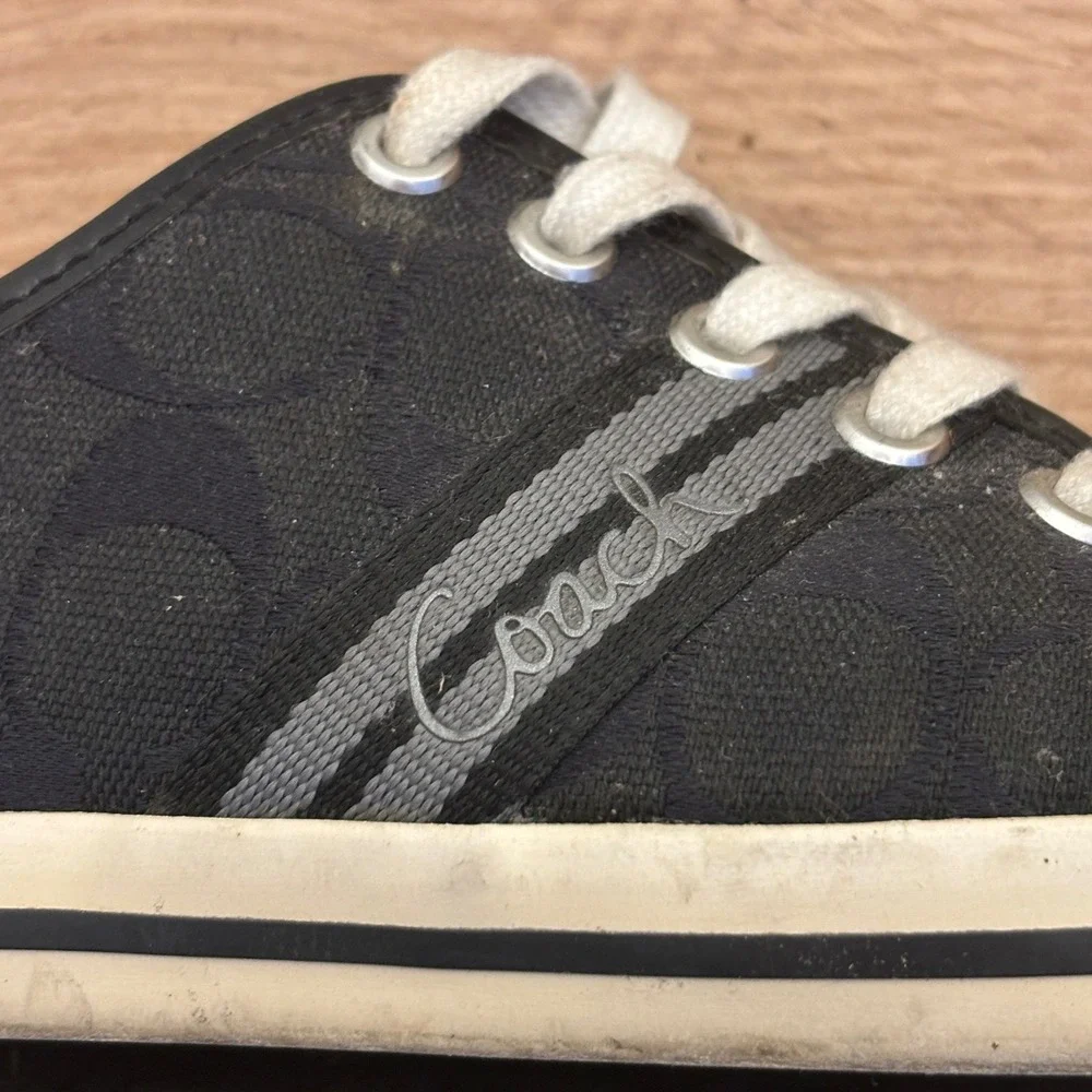 COACH Folly Signature Canvas Sneakers Black Women Size 7 Casual Everyday Comfort